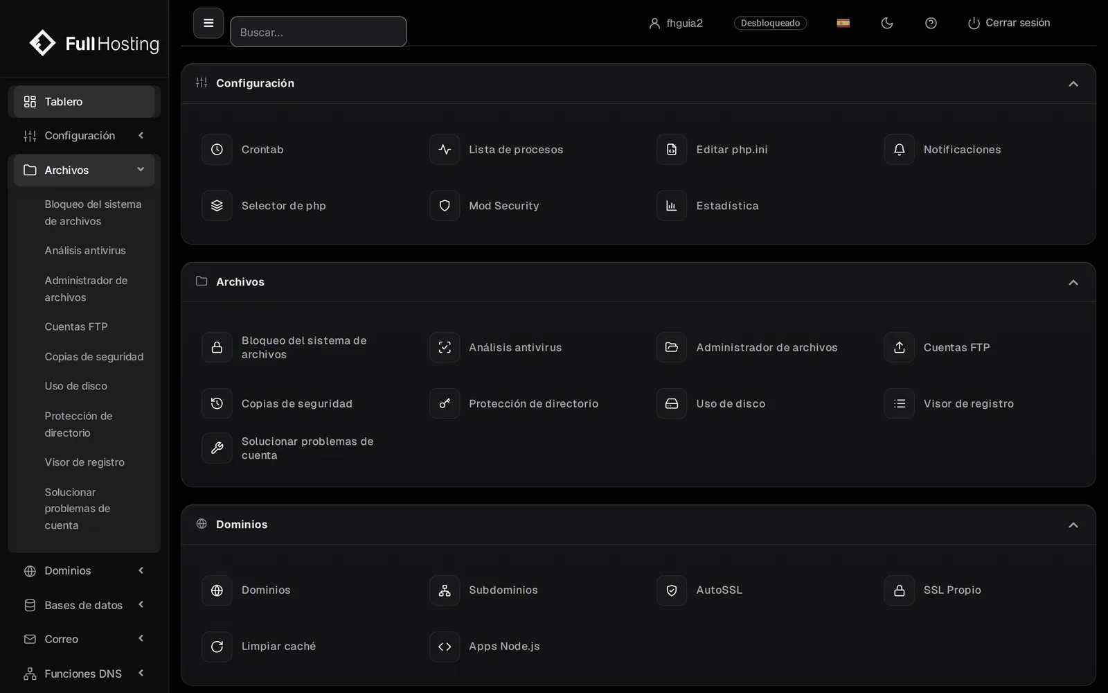 Tablero del panel de control con el menú de secciones a la izquierda