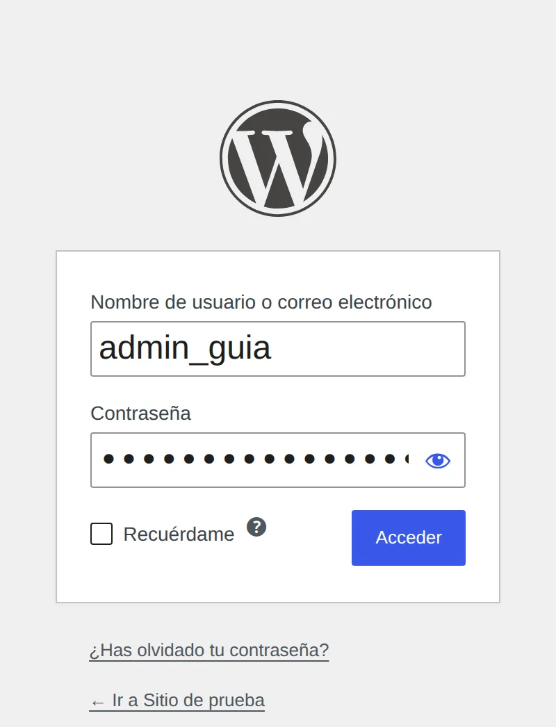 Pantalla de acceso de WordPress con usuario, contraseña y el botón Acceder